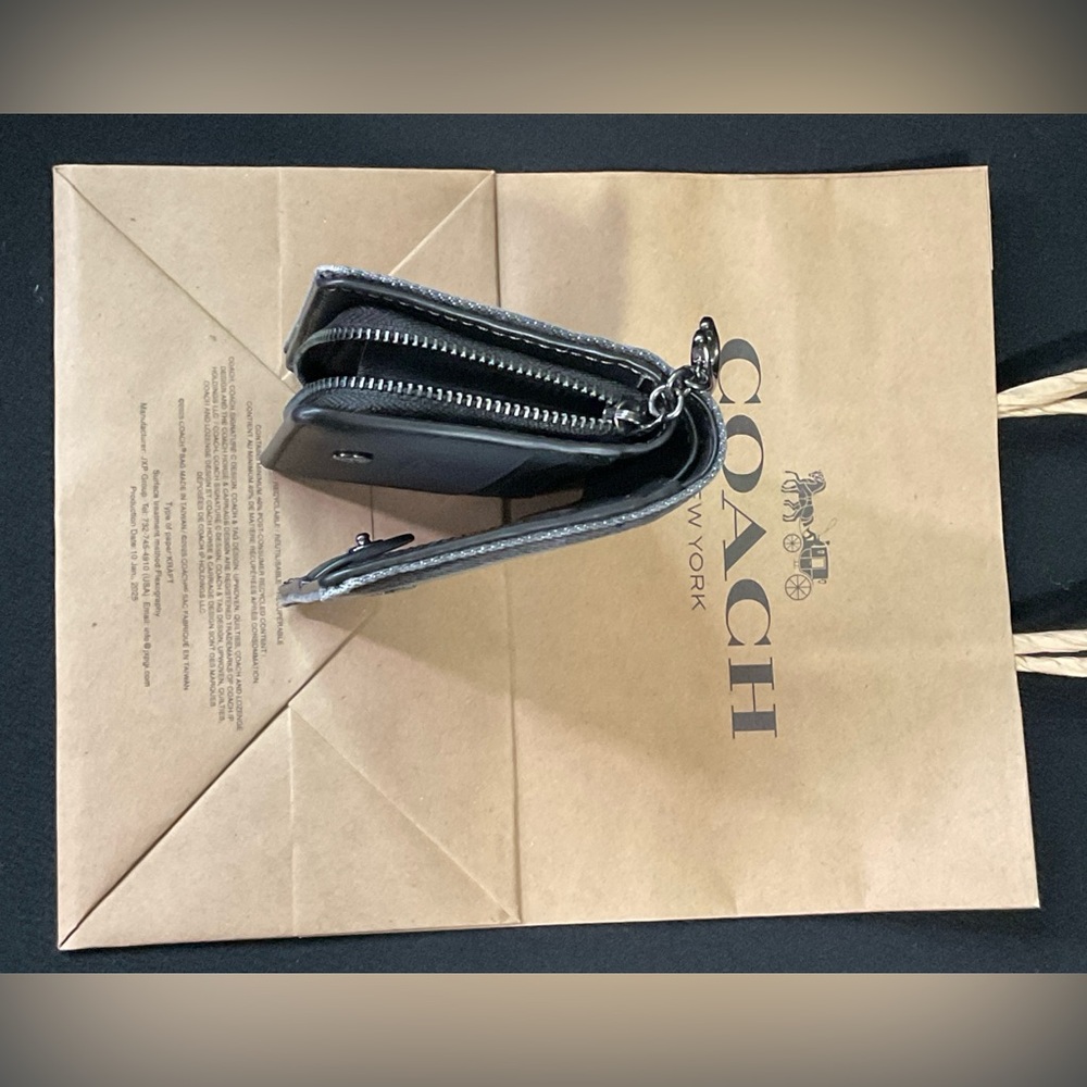 Coach Snap Wallet in Washed Grey Denim – NWT + Coach Shopping Bag 🖤 - Picture 6 of 6